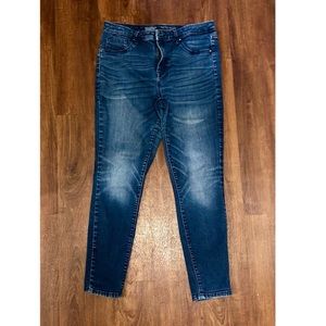 MOSSIMO Stretchy Jeans‼️